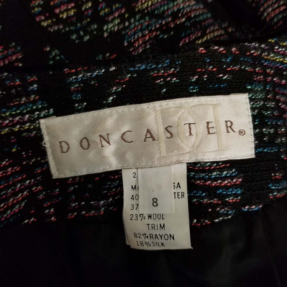 Vintage Doncaster Tapestry Blazer Jewel Button Brocade Jacket Size 8 - Picture 6 of 8